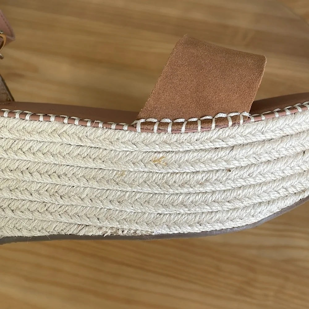 NEW IN BOX! Aqua Ria‎ Suede Espadrille Platform Wedge Sandals in Chestnut